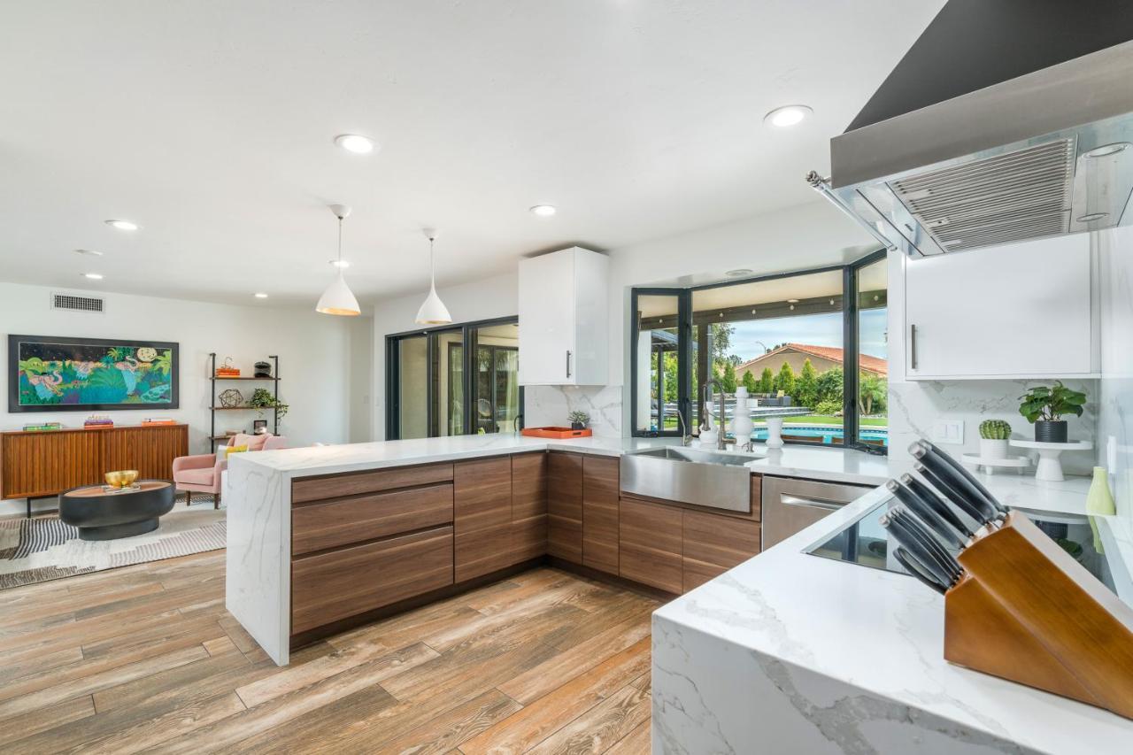 Wanderlust Oasis Villa Финикс Екстериор снимка